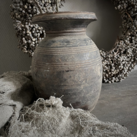 Oude Nepalese pot  NR132 (H 21 cm)