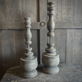 Sobere houten kandelaar  xl (50 cm hoog)