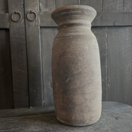 Oude Nepalese pot E (H 32 cm)