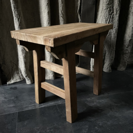 Houten kruk 'Nieuw' (Br 50,5 cm)