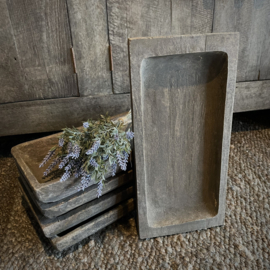Langwerpige houten schaal (L 41 cm)