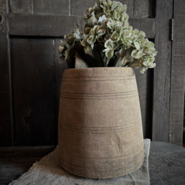 Oude Nepalese pot C (H 22,5 cm)