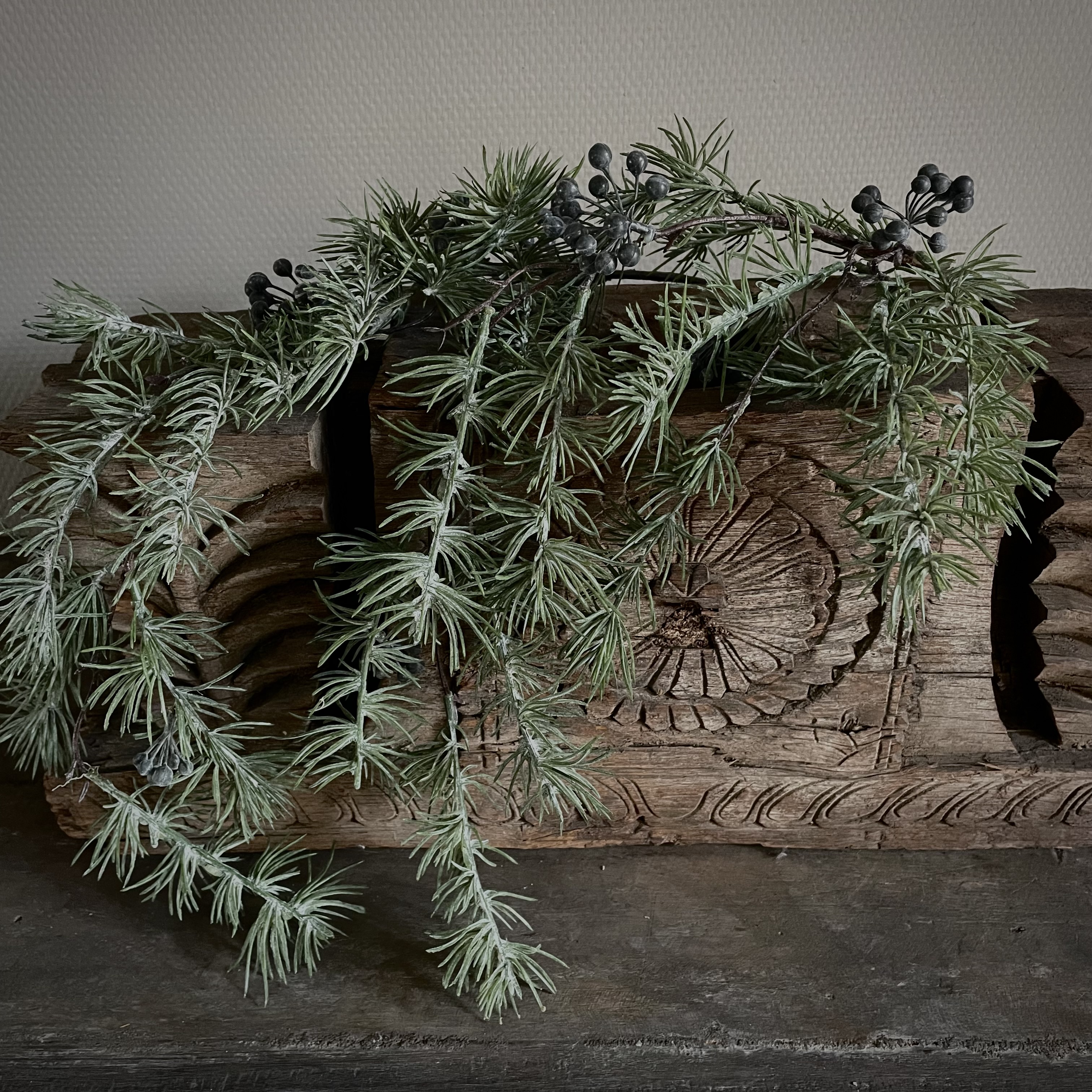 Jeneverbes tak/ hanger 'kunst' (L 85 cm)
