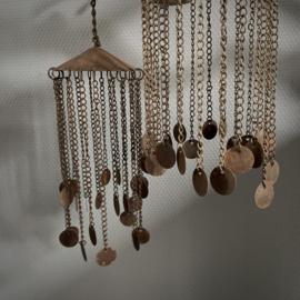 Chinees hoedje met ketting en muntjes (M)