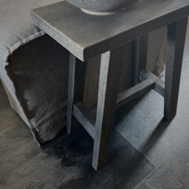 Houten kruk 'Luksa' (Br 40,5 cm)