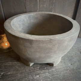 Massief houten trog/ bowl op voet. ( Dia 30 cm.)