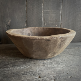 Oud houten schaaltje 7 ( Dia 21 cm)