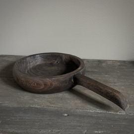 Houten schaal met handvat (L 44 cm)