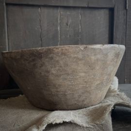 Oude vijzel ( Dia 34 cm)