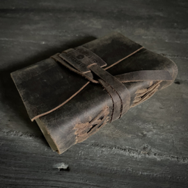 Lederen notitieboek