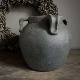 Aardewerken pot  (H 25 cm.)