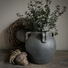 Aardewerken pot  (H 25 cm.)