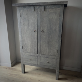 2-deurs kast 'Old Barn' (165 cm hoog)