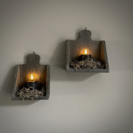 Set van 2 houten bakjes.