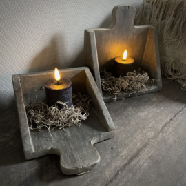 Set van 2 houten bakjes.