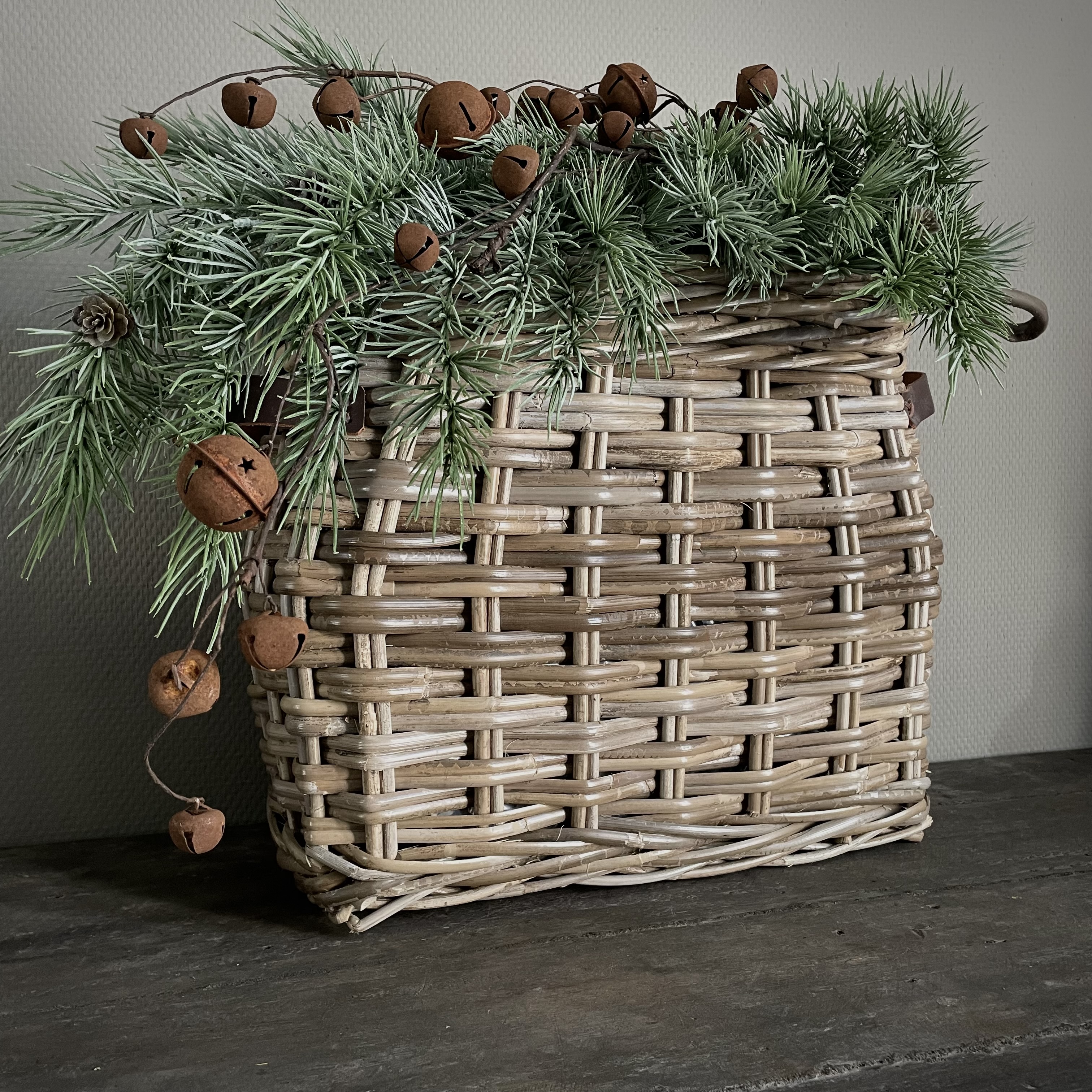 Ceder 'kunst' toef  (L 75 cm)