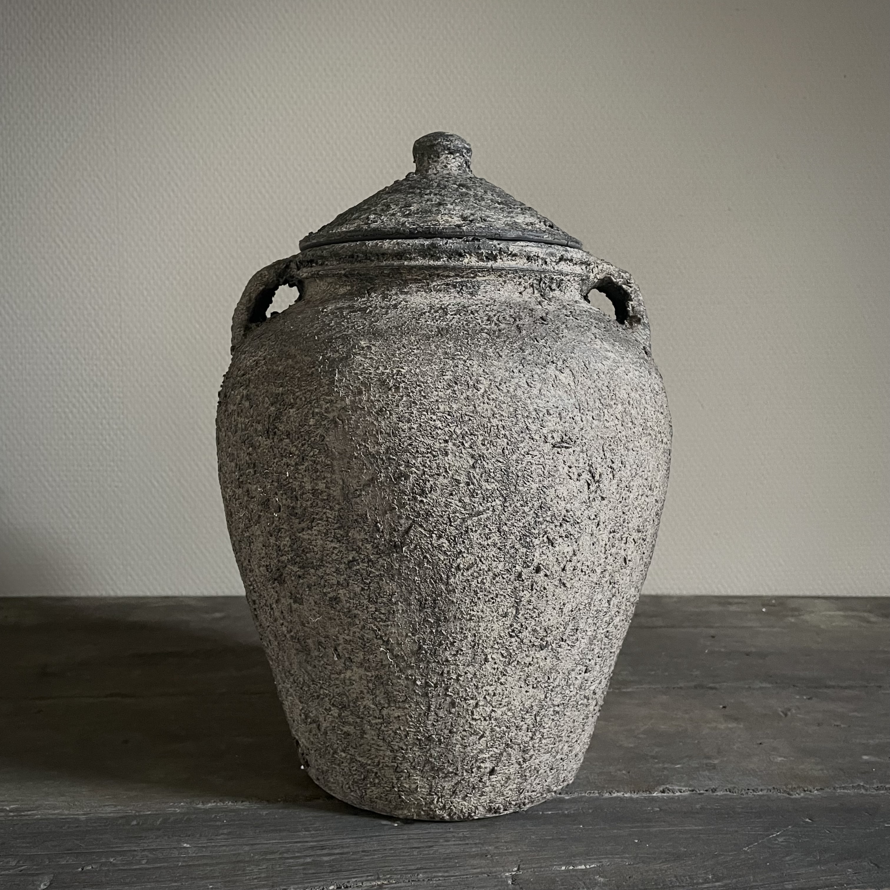 Prachtige kruik/ vaas met deksel (H 36 cm)