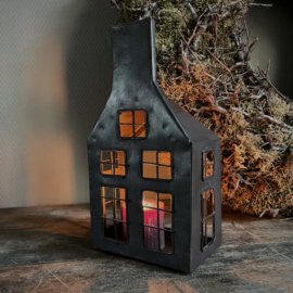 Metalen gevel huisje (H 25 cm.)