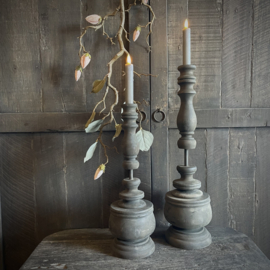 Sobere houten kandelaar  xl (50 cm hoog)