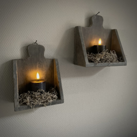 Set van 2 houten bakjes.