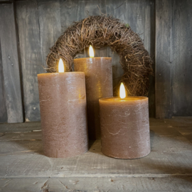 LED wax stompkaars choco bruin M ( H 12,5 cm)