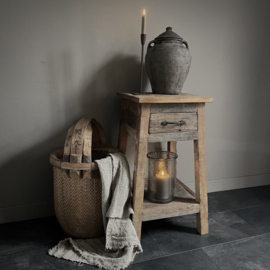 Houten kast met lade (H 75 cm)