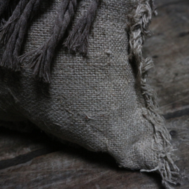 Shabby kussen 'Oosters bruin'  (Br 50  cm)
