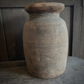 Oude Nepalese pot K (H 30,5 cm)
