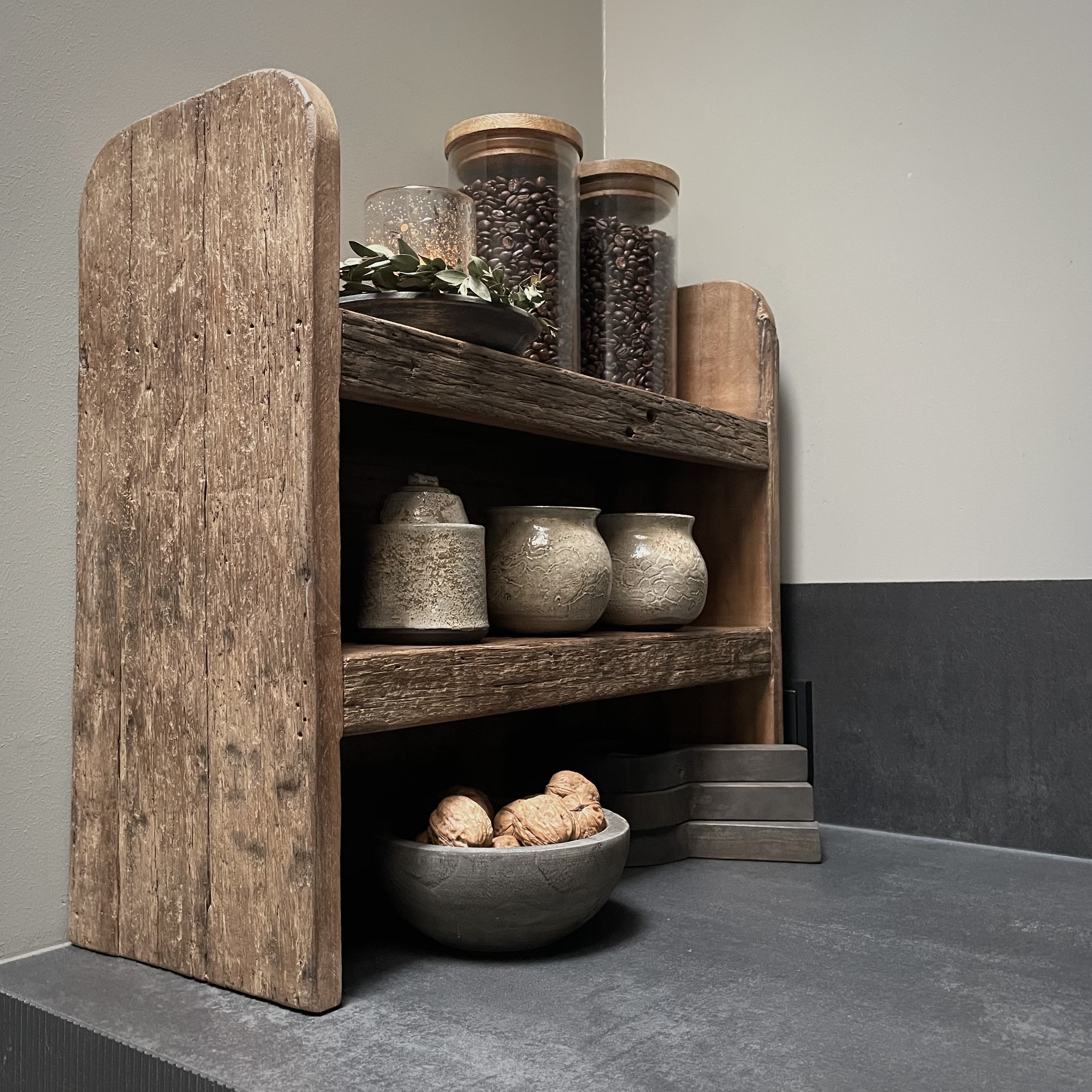 Zwaar houten rek 'truckbody wood' (Br 50 cm)