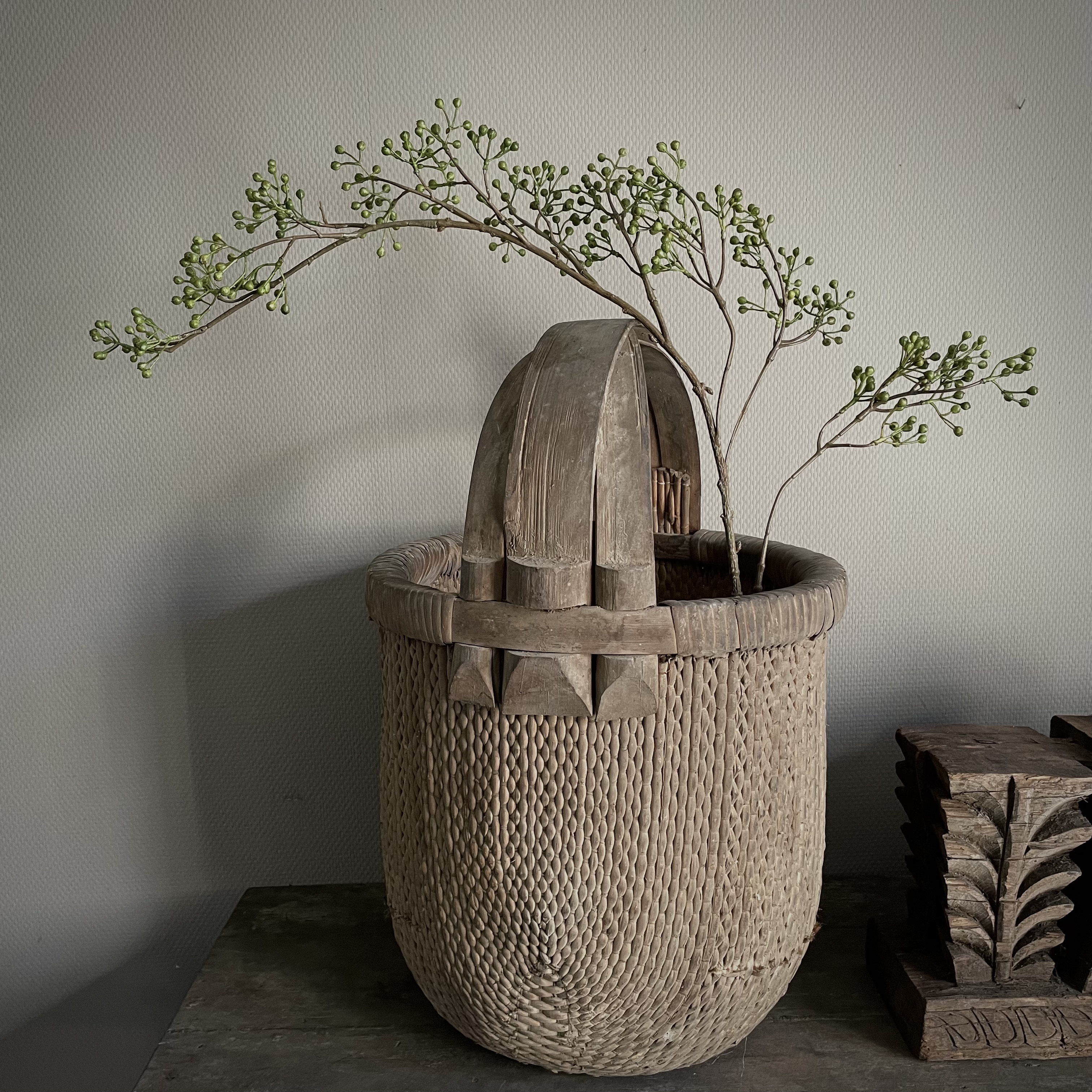 Authentieke Chinese plukmand XL  (H 63 cm)