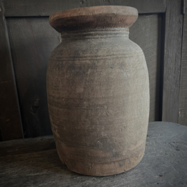 Oude Nepalese pot K (H 30,5 cm)