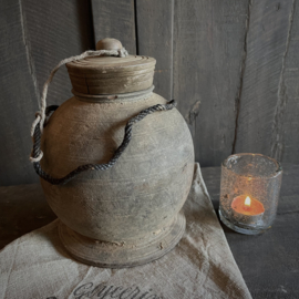 Oude Nepalese pot 136 (H 24 cm)