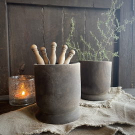 Houten pot/ beker op voet 'Luksa'