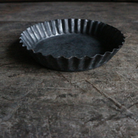 Donker zinken schaaltje 'Ribbel'(Ø 11,5 cm)