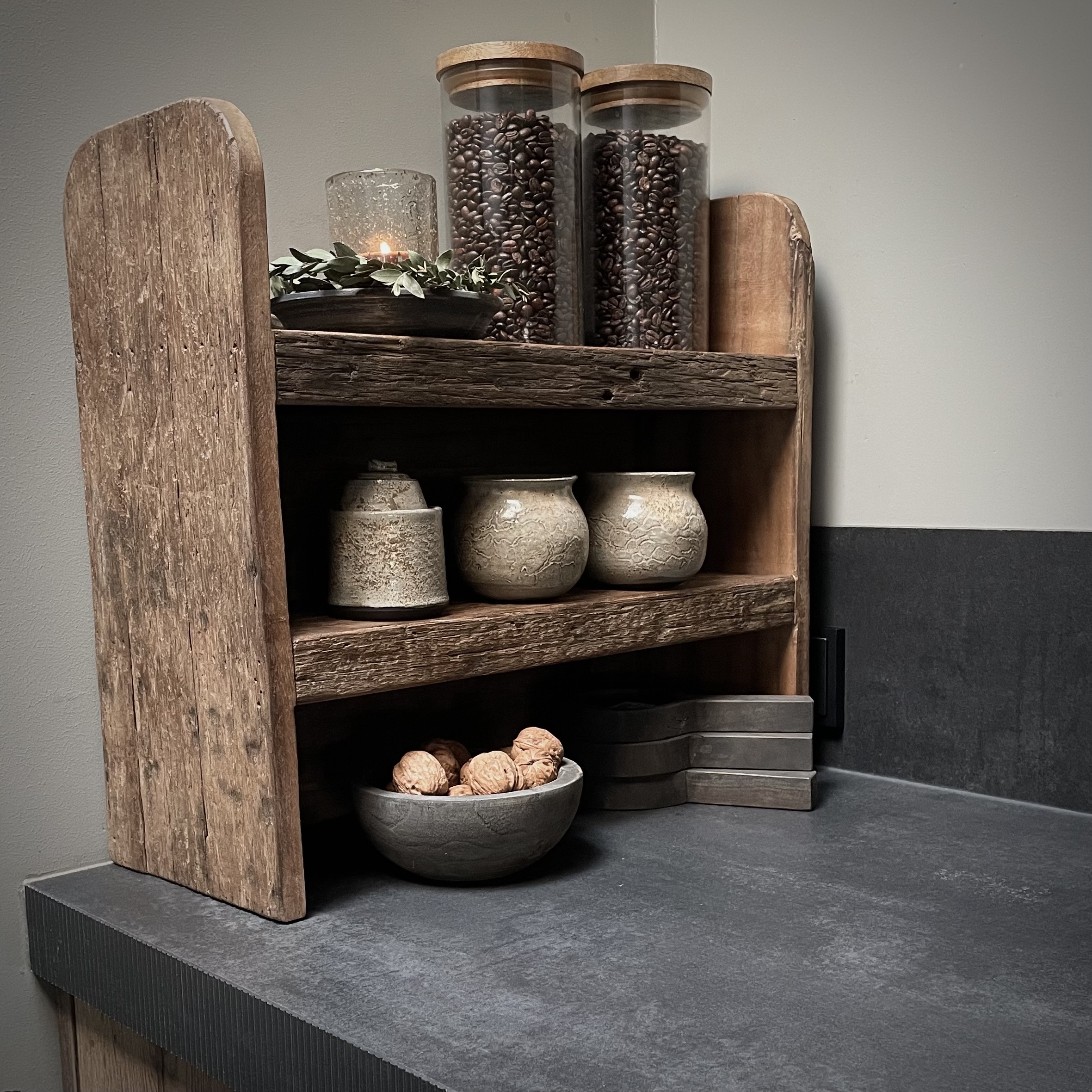 Zwaar houten rek 'truckbody wood' (Br 50 cm)