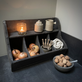 4-vaks gruttersbak (br. 48 cm.)