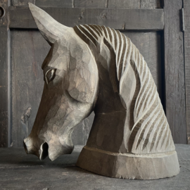 Houten paarden hoofd (H 29,5 cm.)