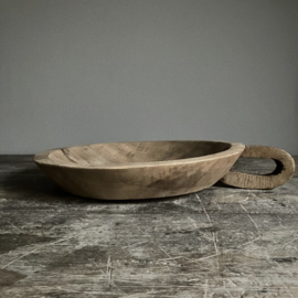 Houten schaal met handvat (L 47,5 cm)