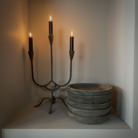 Vergrijsde houten schaal  ( Dia 21 cm.)