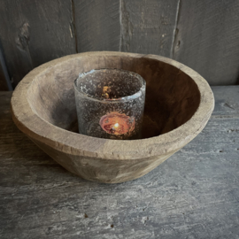 Oud houten schaaltje 10 ( Dia 21 cm)