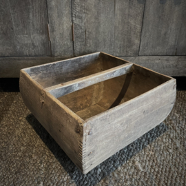 Oude rijstbak (38 cm breed.)