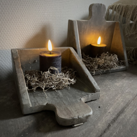 Set van 2 houten bakjes.