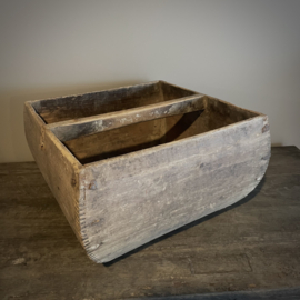 Oude rijstbak (38 cm breed.)