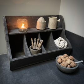 4-vaks gruttersbak (br. 48 cm.)