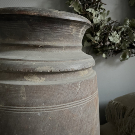 Authentieke houten Naga pot (H 49 cm)