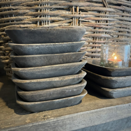 Houten vierkant schaaltje. (15 x 15 cm.)