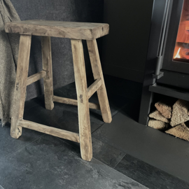 Oud Chinees houten krukje (H 47 cm)