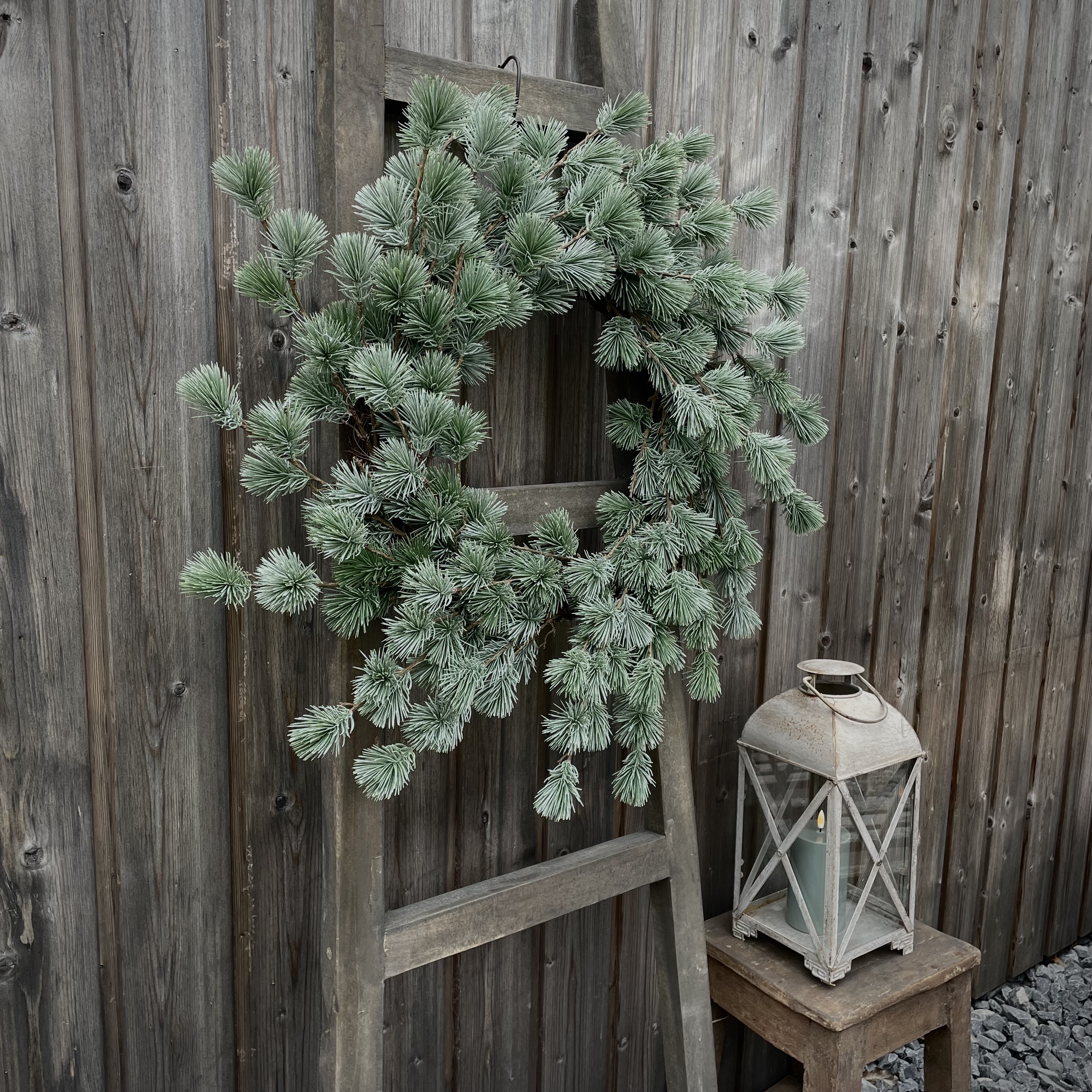 Larix 'kunst' krans  XL (Ø 60 cm)