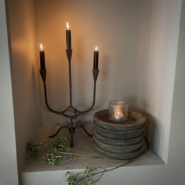 Vergrijsde houten schaal  ( Dia 21 cm.)