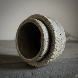 Waxinehouder 'cilinder' van beton PMR Ø 8 cm.